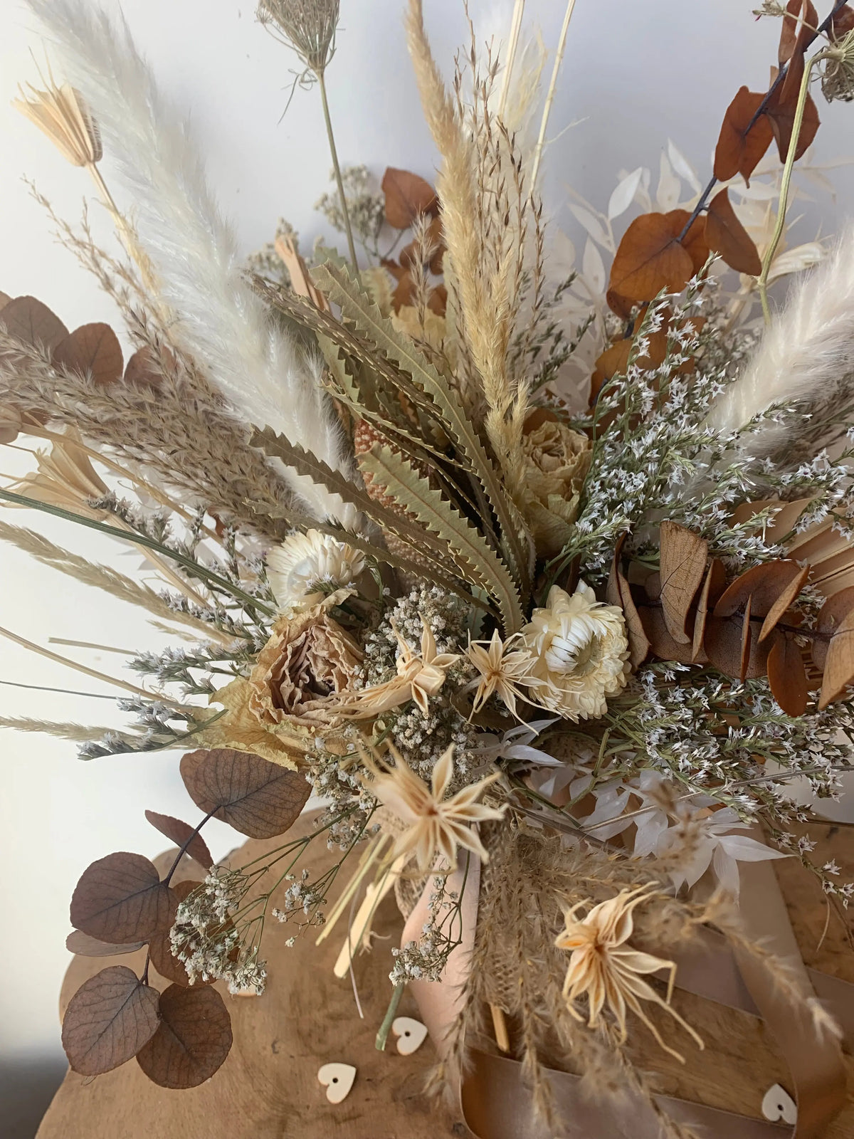 Natural and Browns bouquet image 4