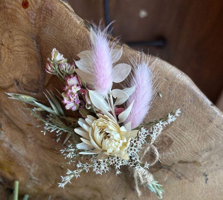 Wild Pastel Pink Buttonhole image 0