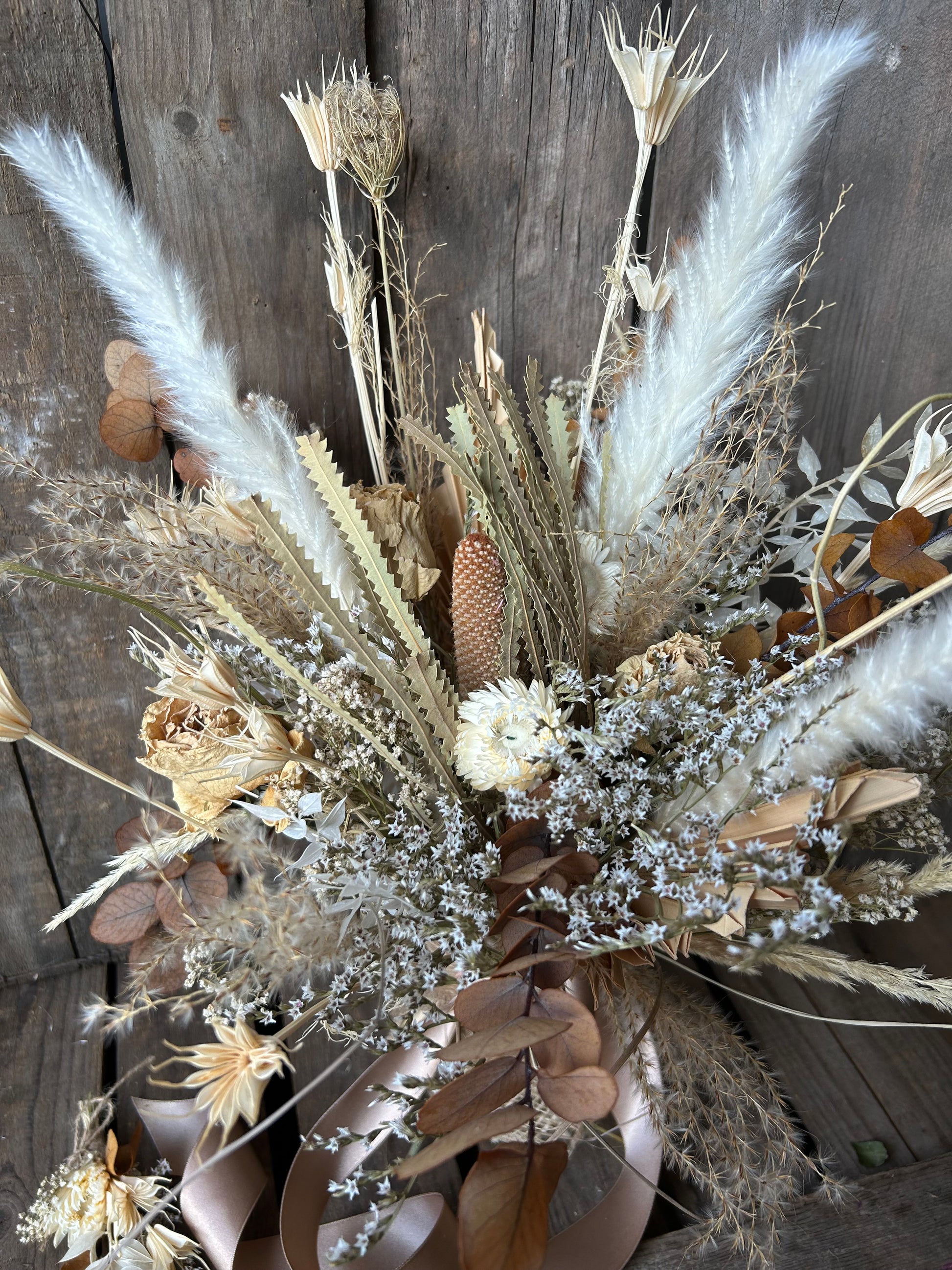 Natural and Browns bouquet image 1