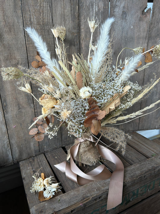 Natural and Browns bouquet image 0