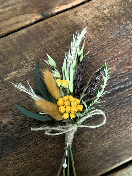 Brown & Ochre Buttonhole / Dried Flower Buttonholes / Boho Autumn Dried Flowers