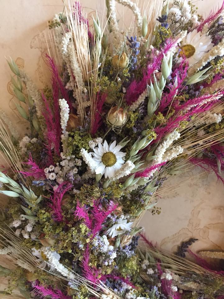 Dried Flower Cottage Wreath image 1