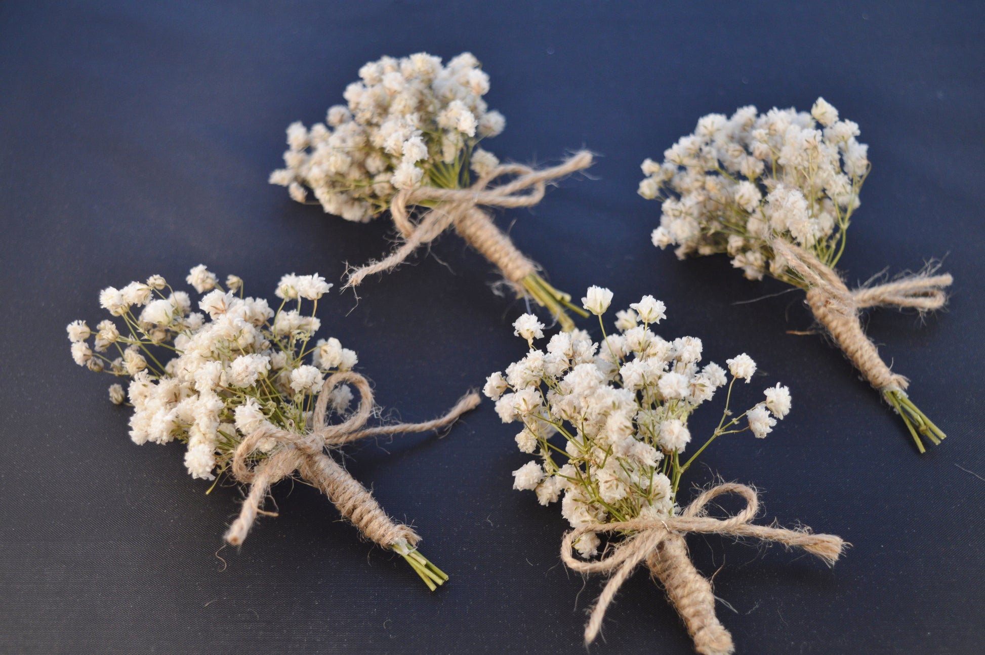 Gypsophila Dried Buttonhole - Package image 0