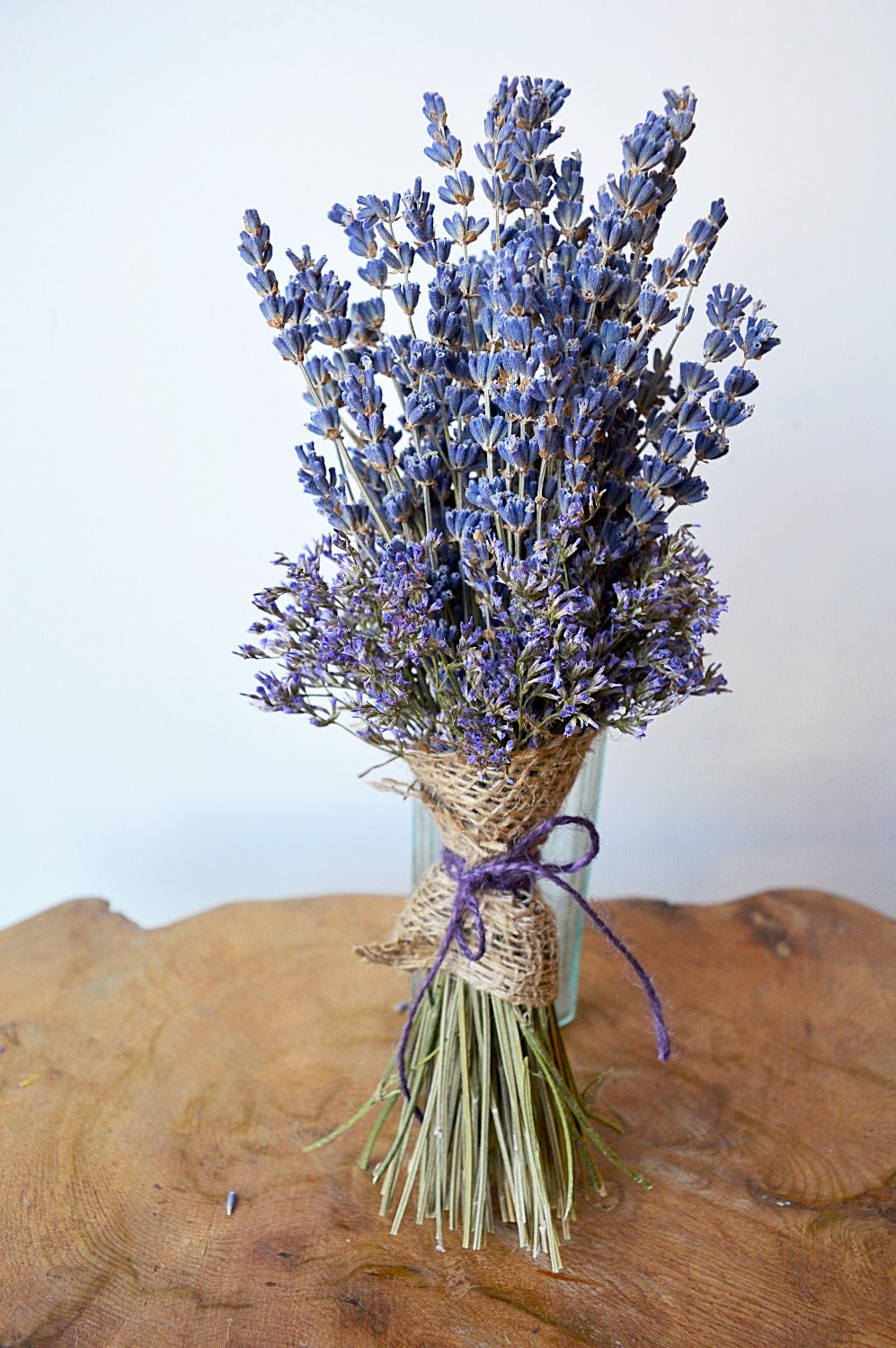 Vintage Lilac Posy image 0