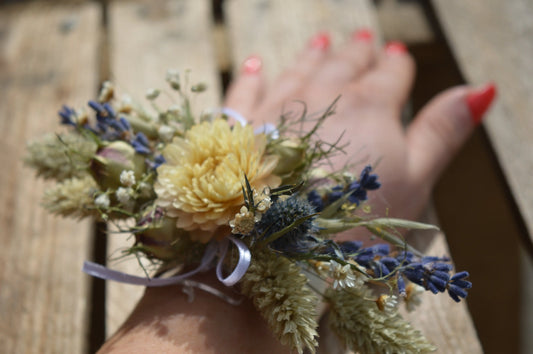 Dried Flower Wrist Corsage image 0